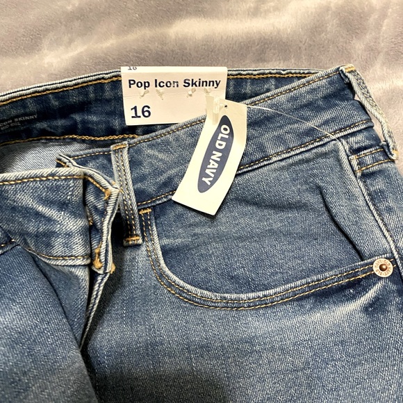 Jeans - Picture 2 of 4